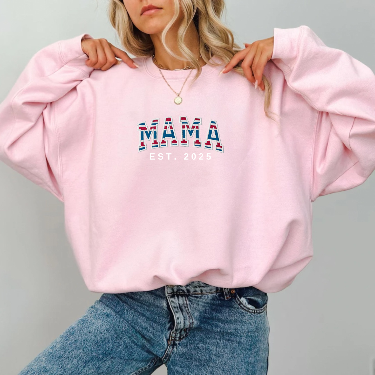 Mama Est Crewneck