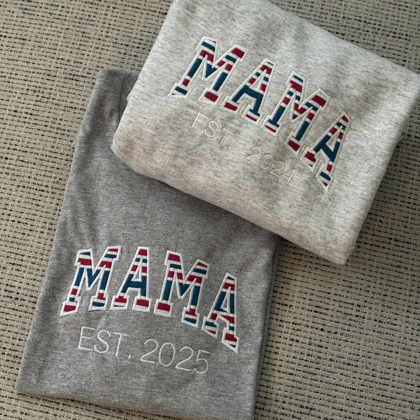 Mama Est Crewneck
